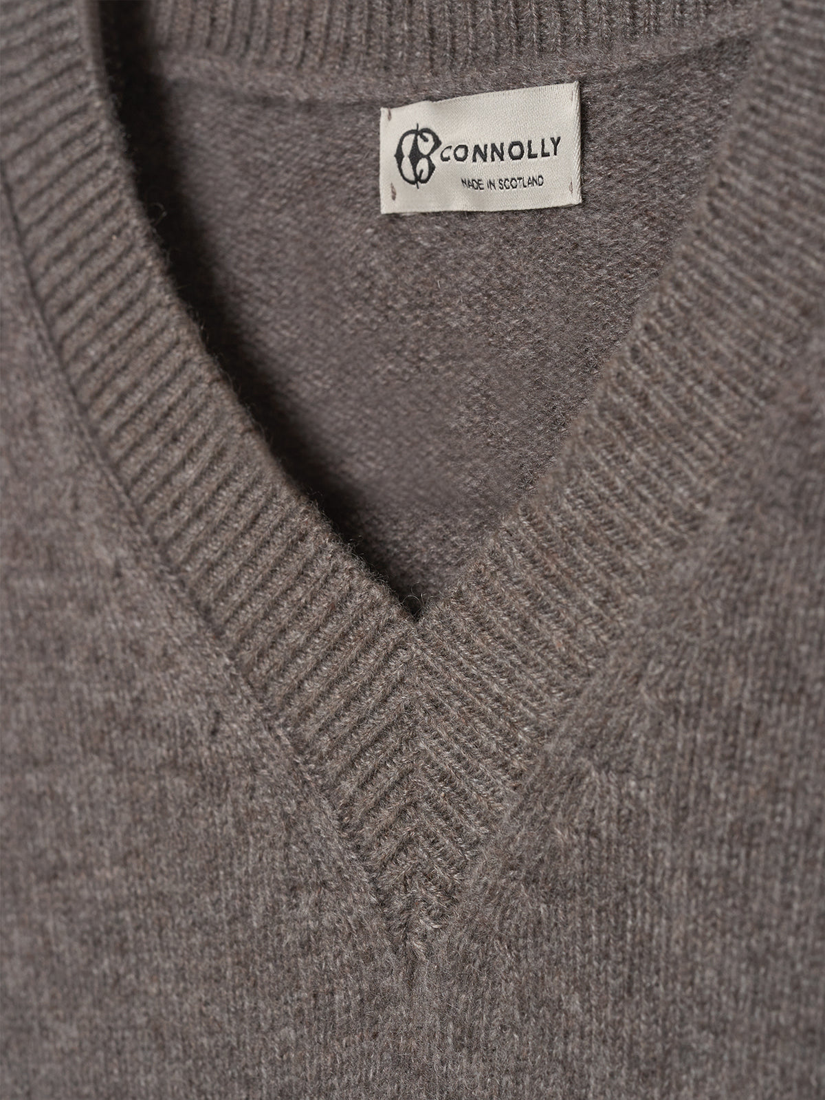 Elk 4 Ply Favourite V Neck Sweater - Connolly