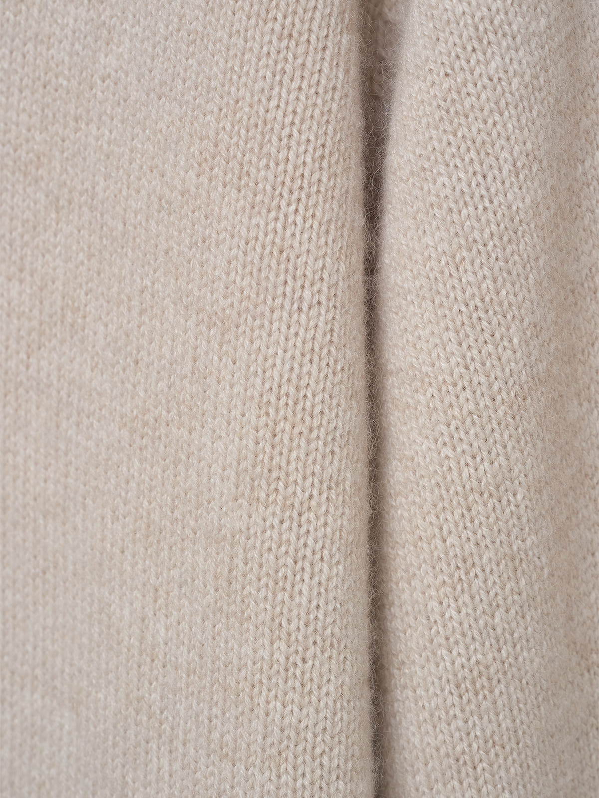 Oat 4 Ply Favourite V Neck Sweater - Connolly