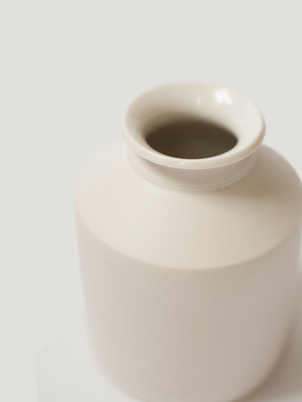 Porcelain Cylinder - Extra Small 22 - Lotta von Bulow