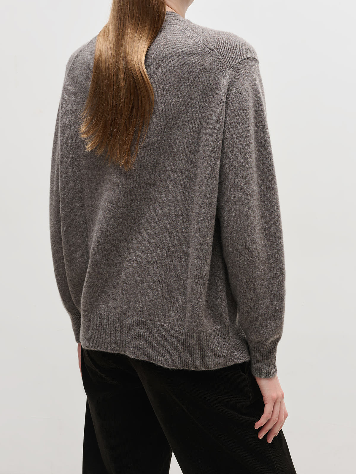 4 Ply Favourite V Neck Sweater - Connolly