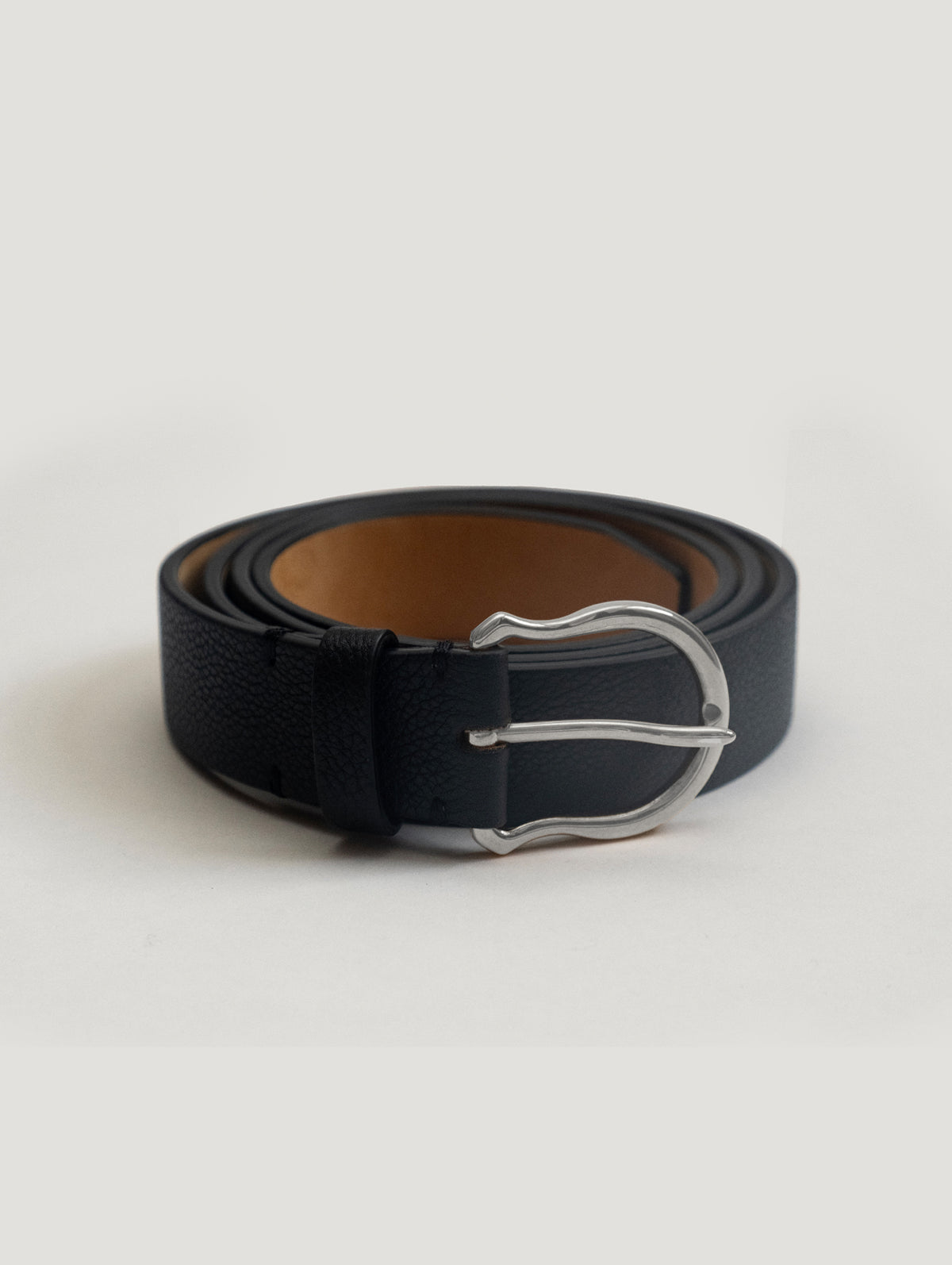 Black Grain Silver Shield Buckle Belt - Connolly