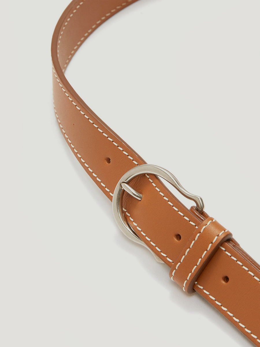 Connolly | Picnic Blanket Holder Edit alt text