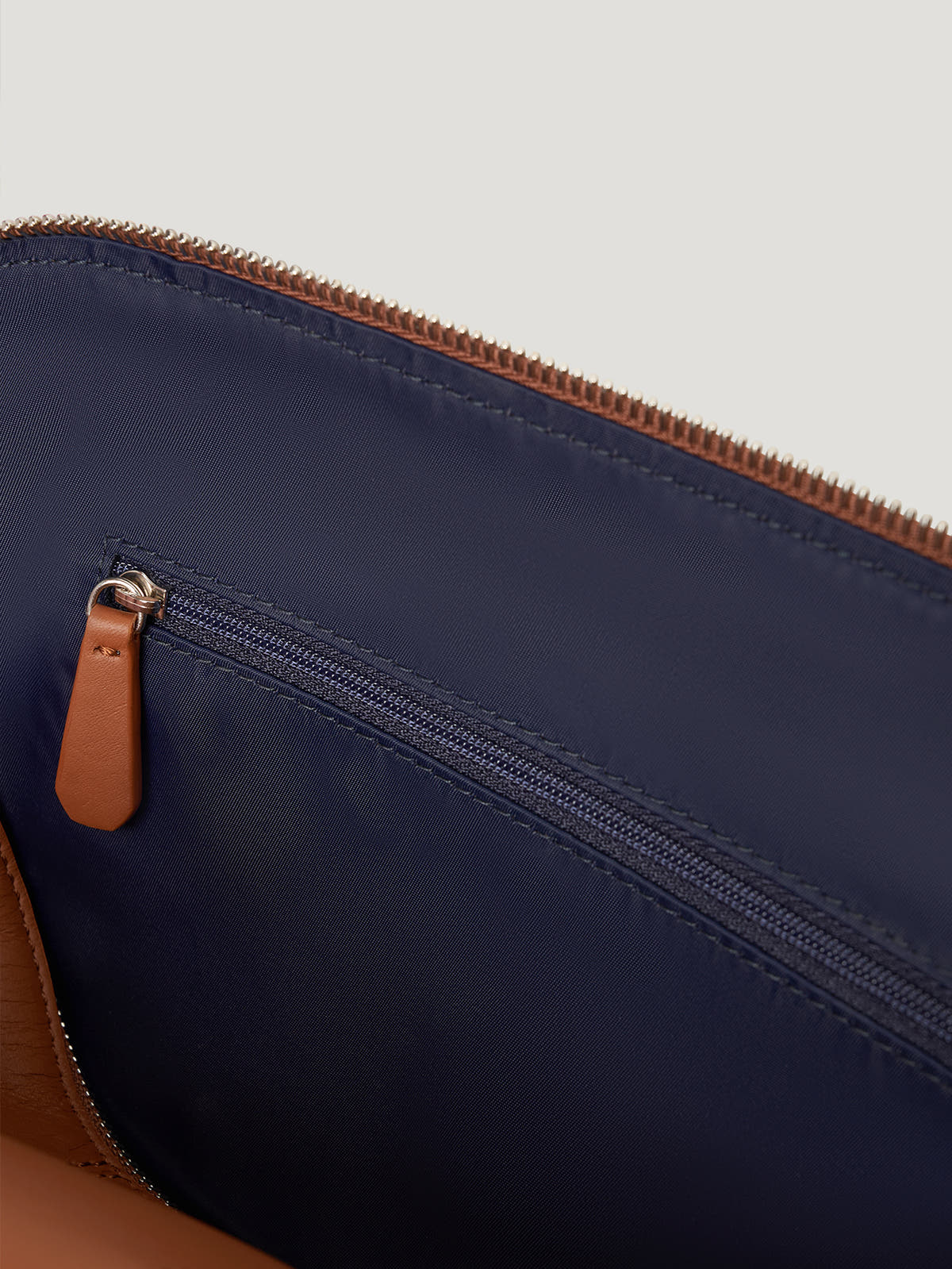 Dark Tan Small Washbag - Connolly