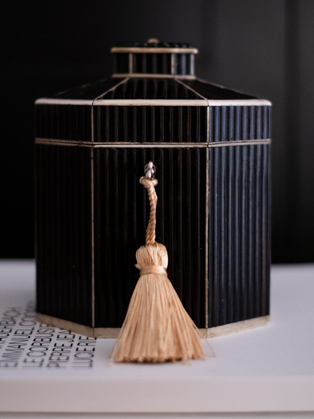 Octagonal Tented Top Tea Caddy c1815 - N/A - Connolly