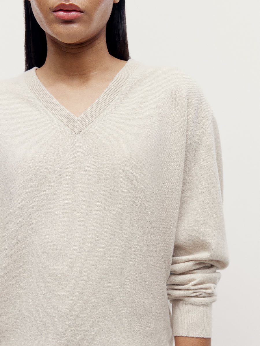 Oat 4 Ply Favourite V Neck Sweater - Connolly