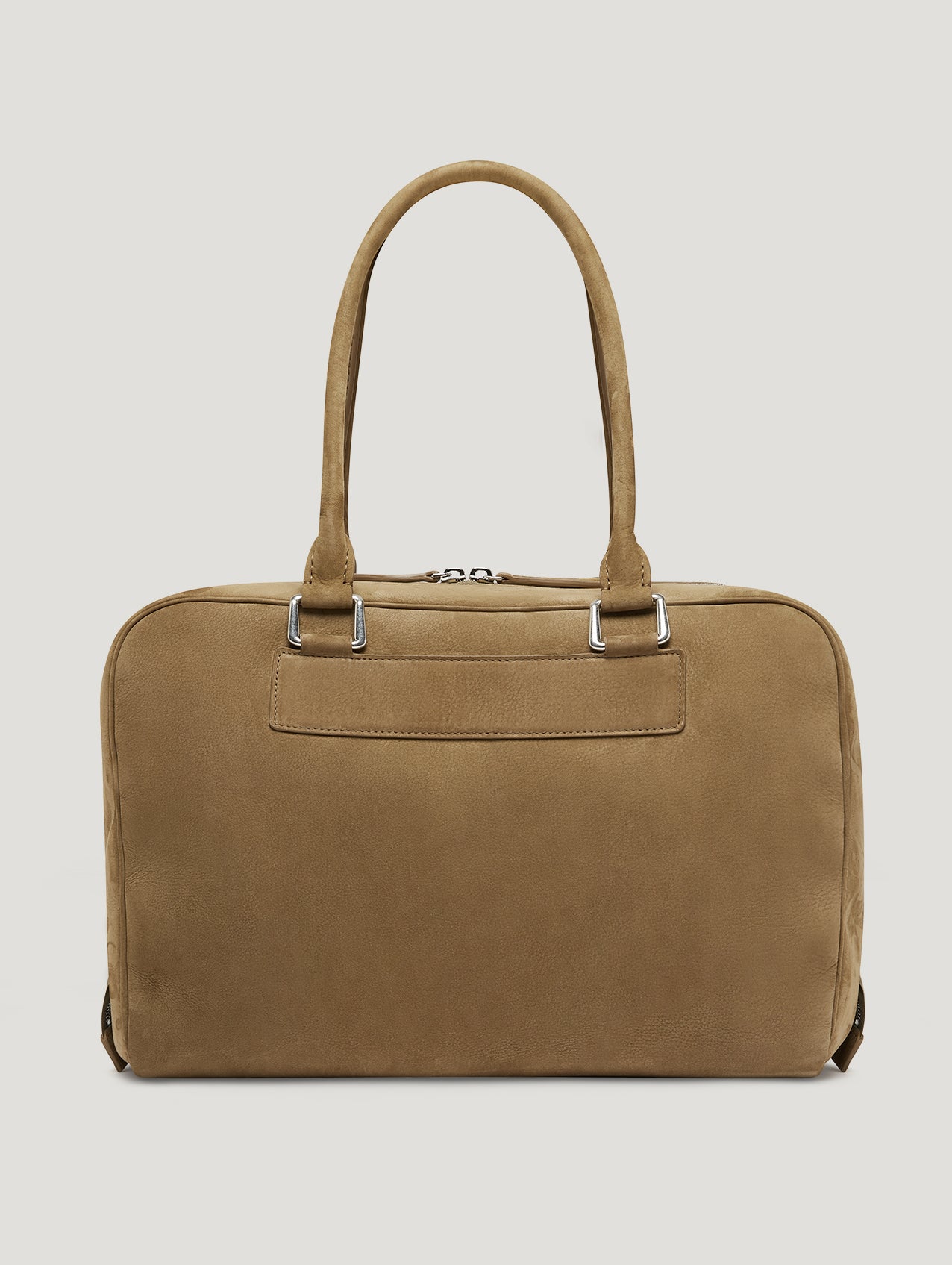Handmade fine leather bags, totes and luggage from Connolly, London