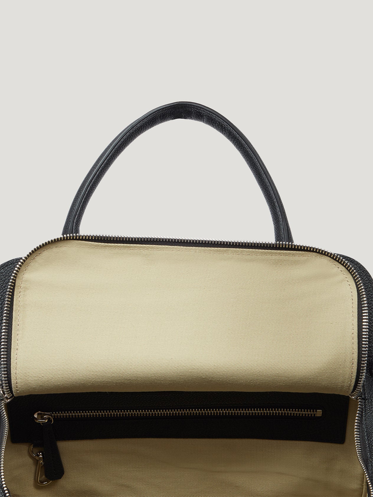 Black Medium Sea Bag 1985 | Connolly Leather Bag