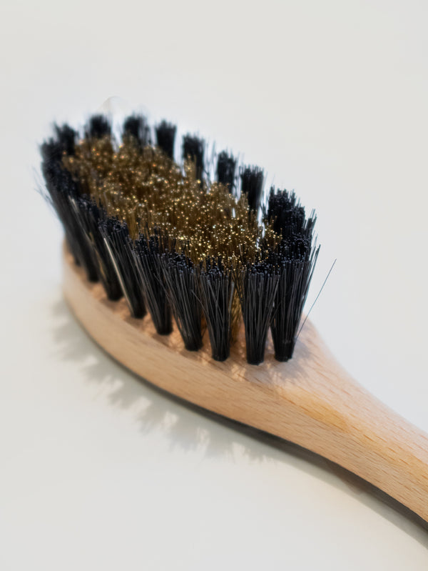 Horn Backed Suede Brush