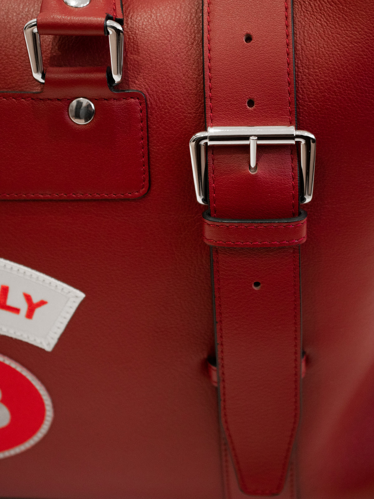 Connolly | Red Sports Grip with Badges