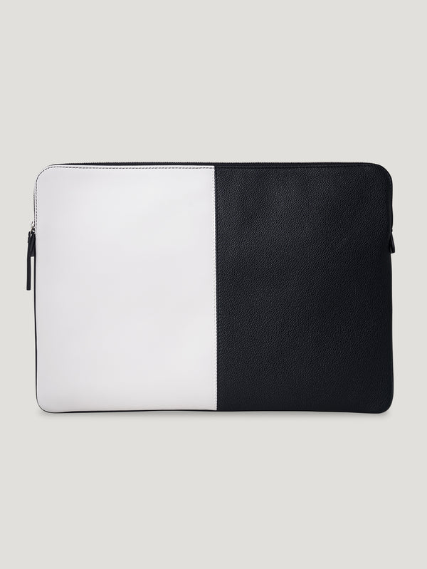 Black/White Laptop Portfolio